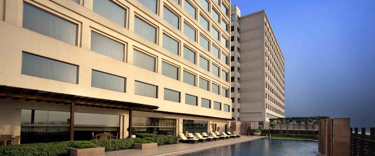 Holiday Inn Hotel Escorts