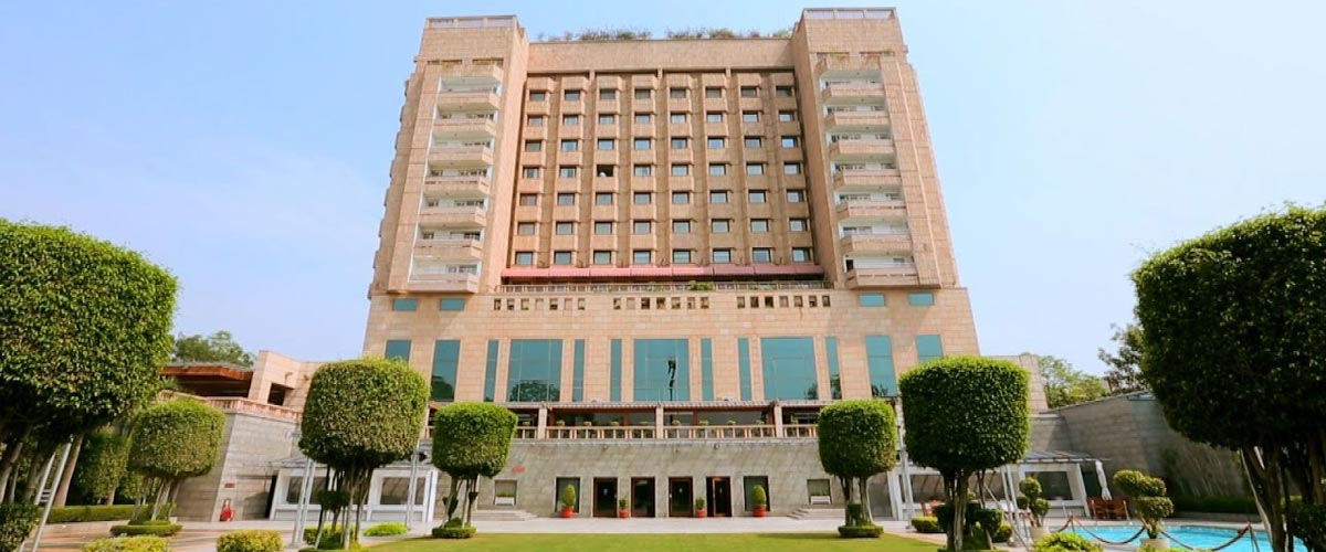 Jaypee Vasant Continental Hotel Escorts